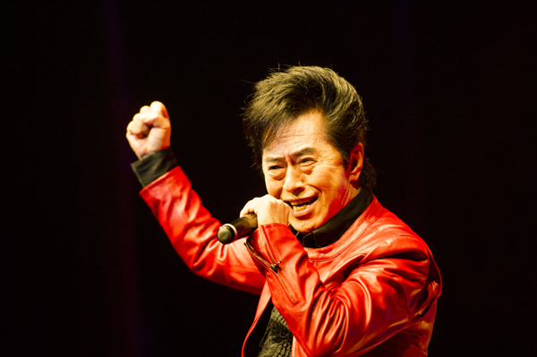  Ichiro Mizuki - ca sĩ nổi tiếng của Nhật Bản chuyên hát nhạc amime.