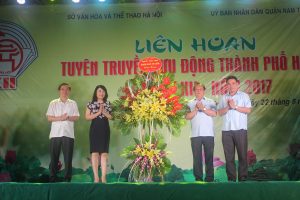 Sở Văn hóa và Thể thao Hà Nội tổ chức   Liên hoan tuyên truyền lưu động TP Hà Nội lần thứ 12,  năm 2017