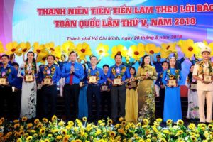 Thanh niên Việt Nam làm theo lời Bác