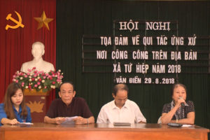 100% thôn, tổ dân phố của huyện Thanh Trì tổ chức tọa đàm về Quy tắc ứng xử nơi công cộng