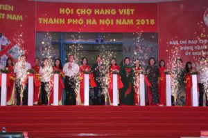 Thành phố Hà Nội khai mạc Hội chợ hàng Việt năm 2018