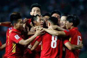 Đội tuyển bóng đá Việt Nam tiếp tục đứng đầu khu vực Đông Nam Á