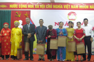 Phó Chủ tịch UBND TP Nguyễn Quốc Hùng dự Ngày hội Đại đoàn kết toàn dân tộc tại Vĩnh Quỳnh. Thanh Trì