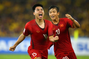 Chung kết AFF Cup, Việt Nam giành lợi thế ở lượt về