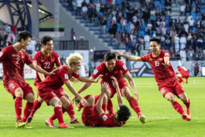 VCK Asian Cup 2019: Đội tuyển Việt Nam thẳng tiến vào tứ kết