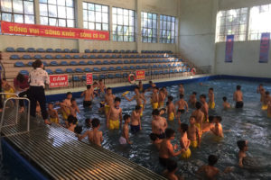 Phúc Thọ tiếp tục sát hạch lớp học bơi và phòng chống đuối nước hè 2019