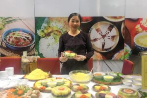 Nghệ nhân Nguyễn Thị Tuyến: Giữ lửa làng nghề truyền thống xôi Phú Thượng