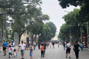Không gian phố đi bộ Hoàn Kiếm đã trở thành điểm hẹn văn hóa hấp dẫn của Thủ đô