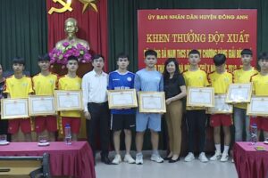 Huyện Đông Anh: Đội bóng đá nam đạt Huy chương Vàng Giải bóng đá THCS Thành phố