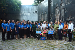 Tuổi trẻ Hoàn Kiếm tổ chức lễ tri ân kỷ niệm 73 năm Ngày Thương binh liệt sỹ