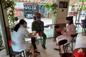 Quận Thanh Xuân xử phạt 74 trường hợp vi phạm phòng, chống dịch Covid – 19