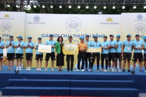 Đội Bến Tre đăng quang giải Bơi chải thuyền rồng Hà Nội mở rộng 2020