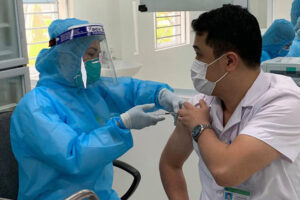 Hà Nội phấn đấu 70% dân số Thành phố tiêm đủ 2 mũi vắc-xin phòng Covid-19
