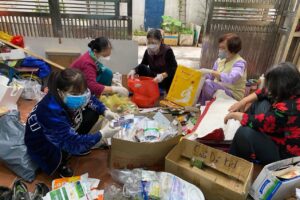 Ngày hội “Thu gom phế liệu – Làm sạch môi trường” ở phường Khương Mai
