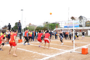 Hơn 200 vận động viên tham gia Giải Bóng chuyền hơi mở rộng huyện Thanh Oai năm 2022
