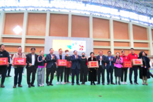 Thủ tướng thăm, động viên đoàn thể thao Việt Nam và kiểm tra công tác chuẩn bị SEA Games 31 tại Hà Nội