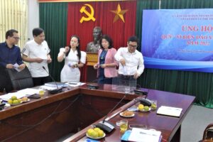 Cán bộ, CCVCLĐ Sở VHTT Hà Nội ủng hộ Quỹ “Vì biển, đảo Việt Nam” năm 2022