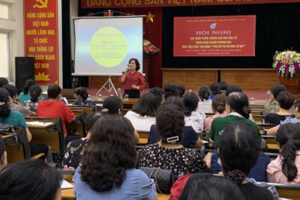 Phụ nữ Long Biên tổ chức tập huấn tuyên truyền văn hóa ứng xử trong kinh doanh thương mại