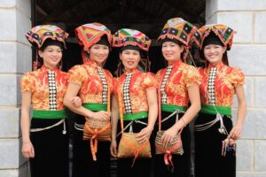 Tổ chức Liên hoan trình diễn trang phục truyền thống các dân tộc thiểu số Việt Nam khu vực phía Bắc lần thứ I