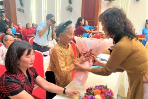 Phụ nữ Thủ đô tri ân các Bà mẹ Việt Nam anh hùng
