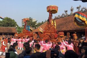 Độc đáo lễ hội rước kiệu truyền thống làng Chúc Sơn