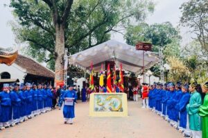 Lễ hội truyền thống làng Đa Sỹ tưởng nhớ Danh y Hoàng Đôn Hòa