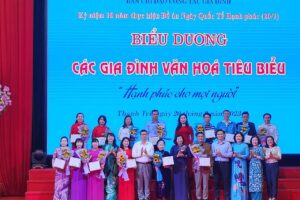 Huyện Thanh Trì biểu dương 16 Gia đình văn hóa tiêu biểu