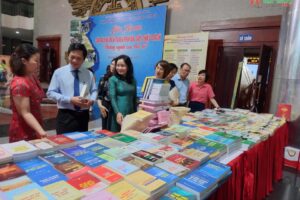 Liên hoan Cán bộ thư viện toàn quốc tuyên truyền phát triển văn hóa đọc và giới thiệu sách về chủ quyền biển đảo Việt Nam