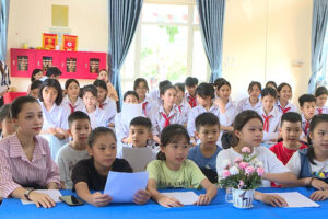 Phúc Thọ tổ chức tập huấn truyền dạy hát Chèo cho học sinh trên địa bàn