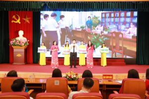 Chung khảo Hội thi Công chức “một cửa” quận Long Biên chuyên nghiệp, thân thiện, gần dân năm 2023