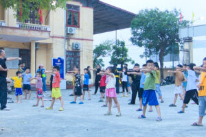 Xã Nguyễn Trãi khai giảng lớp dạy võ thuật miễn phí cho 123 trẻ em