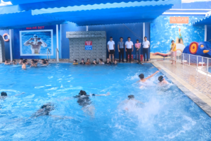 Ứng Hòa: Bế mạc lớp học bơi miễn phí cho trẻ em năm 2023