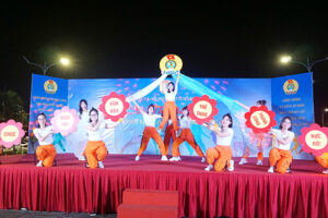 Hội thi dân vũ trong công nhân, viên chức, lao động quận Long Biên năm 2023