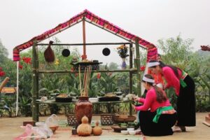  “Khám phá nét ẩm thực dân tộc” tại Làng Văn hóa -Du lịch các dân tộc Việt Nam