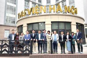 Đoàn Nghị sĩ Quốc hội Hàn Quốc tham quan Thư viện Hà Nội