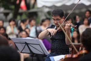 Trình diễn dàn nhạc giao hưởng đường phố tại Hà Nội