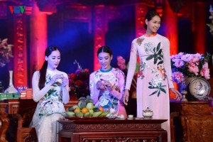 Lễ hội áo dài 2016: Áo dài của chúng ta