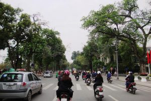Quận Hoàn Kiếm bỏ đề xuất xây dựng ‘Tuyến phố ghi danh’ ở phố đi bộ hồ Gươm