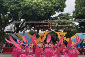 Sắc màu rực rỡ tại Lễ hội đường phố Hà Nội