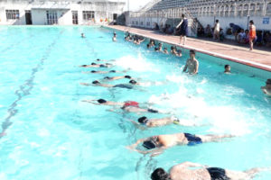 Thanh Oai khai mạc lớp phổ cập bơi, phòng chống đuối nước 2018