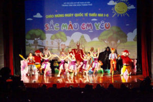 Sôi nổi Ngày Quốc tế Thiếu nhi 1/6 với “Sắc màu em yêu”