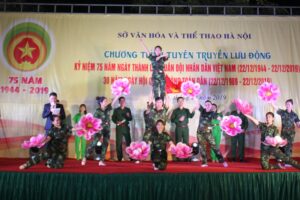Tuyên truyền lưu động kỷ niệm 75 năm Ngày thành lập Quân đội nhân dân Việt Nam