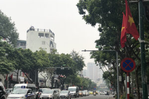 Hà Nội trang trí đường phố mừng Đảng, mừng Xuân mới