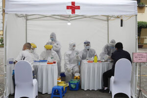 Hà Nội khẩn trương làm rõ lịch trình của các bệnh nhân Covid 19 từ Bệnh viện Bạch Mai để người dân biết 