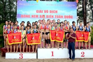 Đội bóng Hà Nội vô địch nội dung nữ giải Bóng ném bãi biển toàn quốc năm 2020
