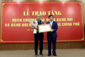 HLV Park Hang-seo được trao Huân chương lao động hạng Nhì