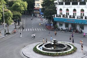 Chính thức hoạt động trở lại các không gian đi bộ hồ Hoàn Kiếm