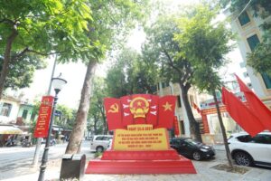 Hà Nội: Đường phố trang hoàng rực rỡ chào đón ngày hội toàn dân