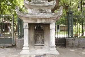 Trả lại nguyên trạng cho bia “Hạ mã” đúng với ý nghĩa ban đầu