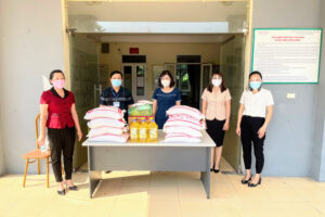 Phụ nữ huyện Thanh Trì tổ chức nhiều hoạt động ý nghĩa hỗ trợ công tác phòng, chống dịch trên địa bàn